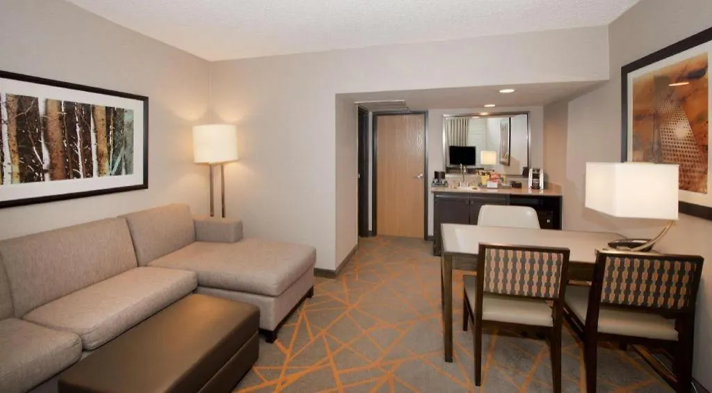 Hotel Embassy Suites By Hilton Denver Tech Center North