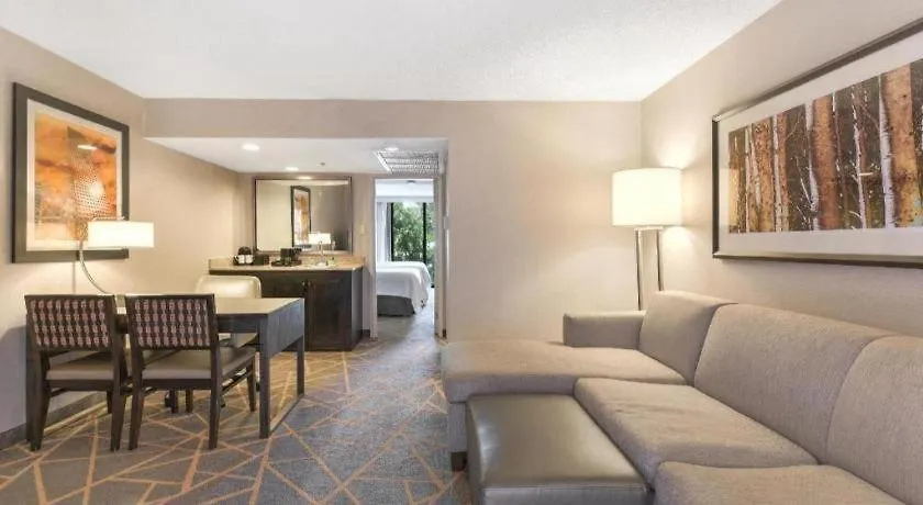 Embassy Suites By Hilton Denver Tech Center North